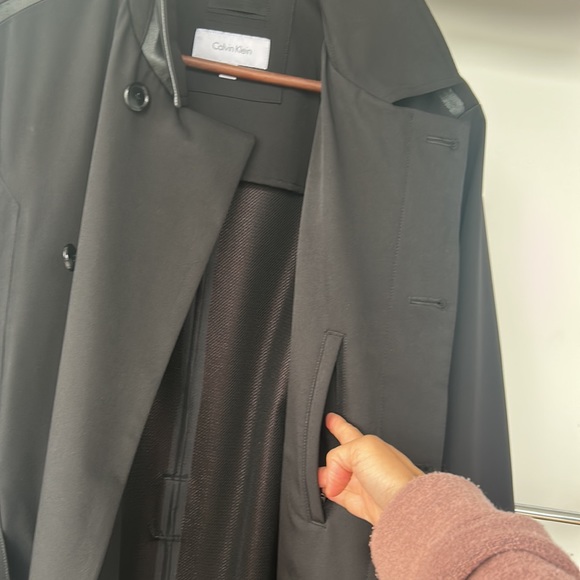 Matrix like black belted trench coat - Picture 9 of 14